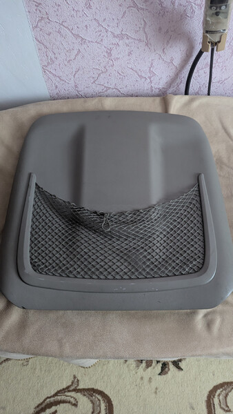 Задняя крышка сидушки Audi A4  2007 2.0 Бензин Одесса