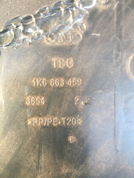 Накладка багажника Volkswagen Golf 5 2008 хетчбек 1.6 Бензин 