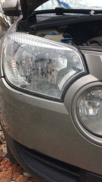 Передняя правая фара в сборе Skoda Yeti  2010 2.0 Бензин Запорожье