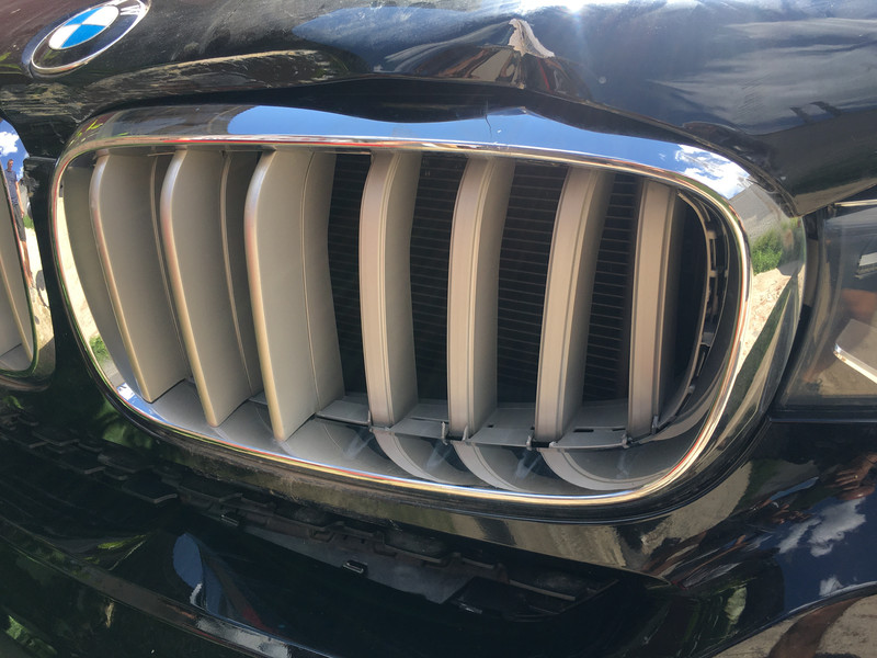 Решетка радиатора BMW X5 2015 г.  3.0 л бензин Тернополь