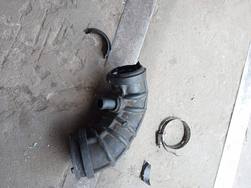 Патрубок Chevrolet Captiva  2007 2.0 Дизель 