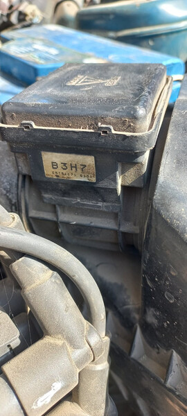 ДМРВ Mazda 323  1995 хетчбек 1.5 Бензин 