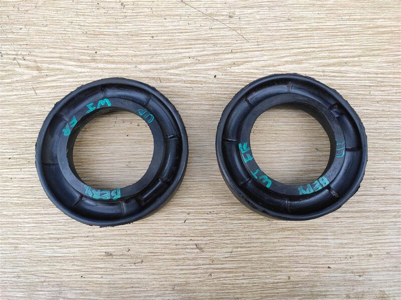 Подушка пружины Jeep Grand Cherokee  1999 4.7 Бензин Запорожье