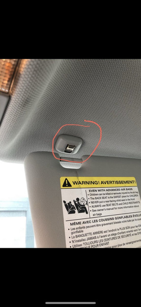 Кріплення сонце захисного козирька Audi A3  2010 1.8 Бензин Львов