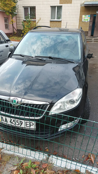 Боковое зеркало заднего вида Skoda Fabia 2  2012 хэтчбек 1.2 Дизель 