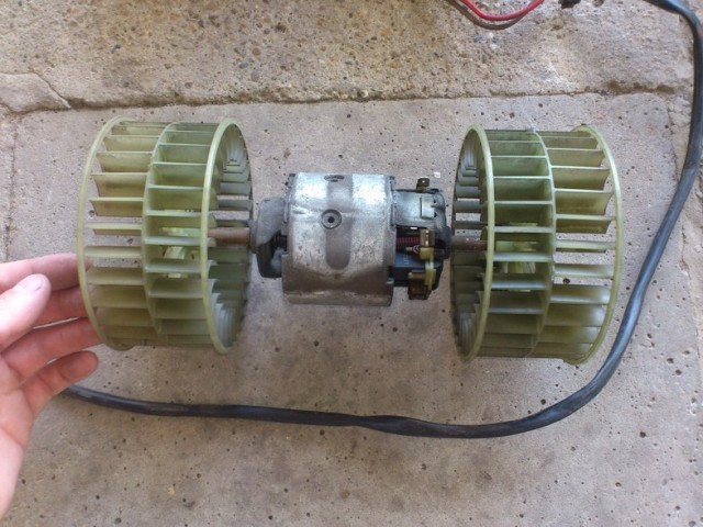 Вентилятор печки A 201 820 06 42   Mercedes C-Class, Mercedes E-Class