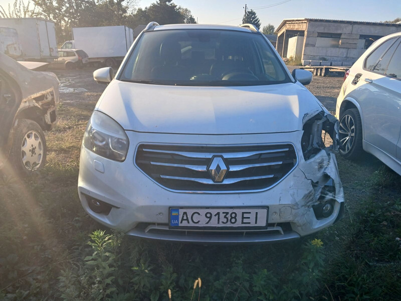 Бампер передний Renault Koleos  2011 универсал 2.0 Дизель 