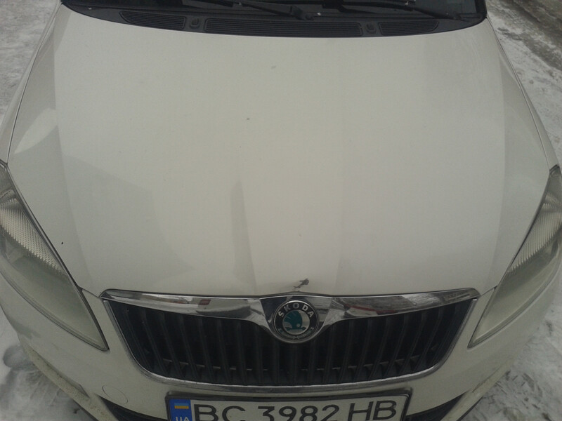 Капот Skoda Fabia 2  2013 хэтчбек 1.6 Дизель Борислав