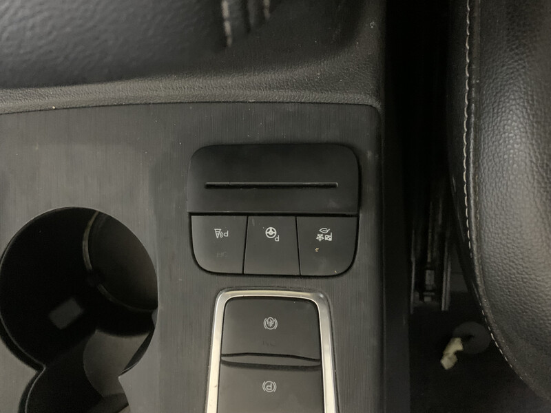 Заглушка Ford Escape  2021 2.0 Бензин 