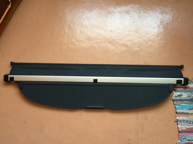 Шторка багажника Subaru Outback  2010 универсал 2.5 Бензин Южный