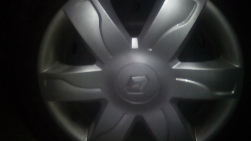 Ковпак Renault Logan 2012 р.  1.4 л бензин Кагарлик