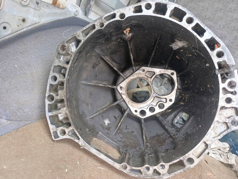 КПП Nissan Serena  1992 універсал 2.0 Бензин 