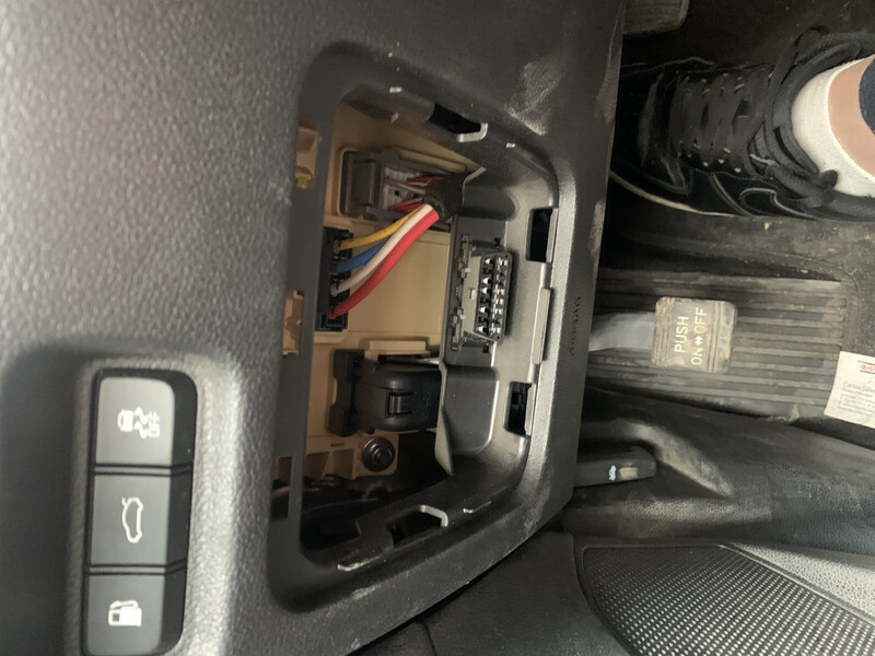 Крышка obd входа Kia Optima 4 2017 г.  2.0 л бензин Ровно