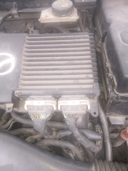 Кришка блока управління двигуном Mazda 3 BK хэтчбек 2005 г.  16.0 л бензин Прилуки
