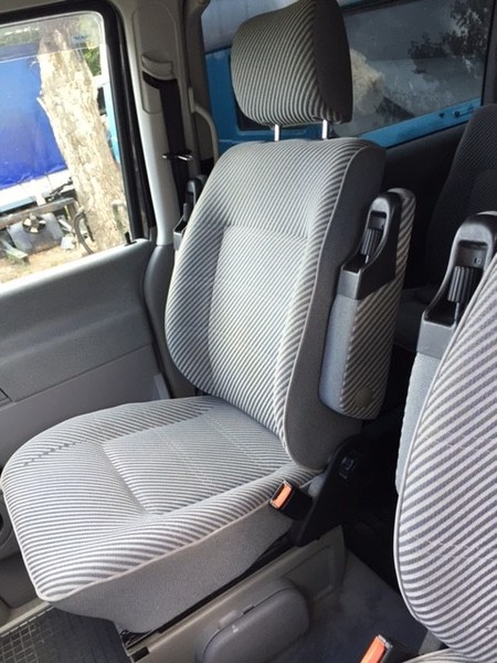 Переднее сиденье (или подушка сиденья) Volkswagen Caravelle  1996 2.5 Бензин Киев
