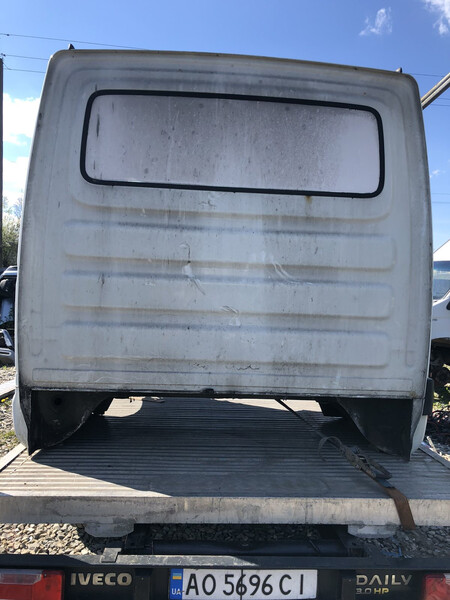 Задняя стенка кабины Iveco Daily 2013 г.  3.0 л дизель Черкассы