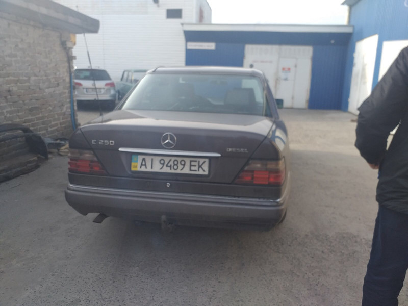 Бампер задний Mercedes E-Class E250D 1995 г.  2.5 л дизель Луцк