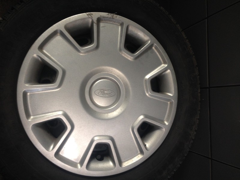 Ковпаки на диски 1345444   Ford Focus