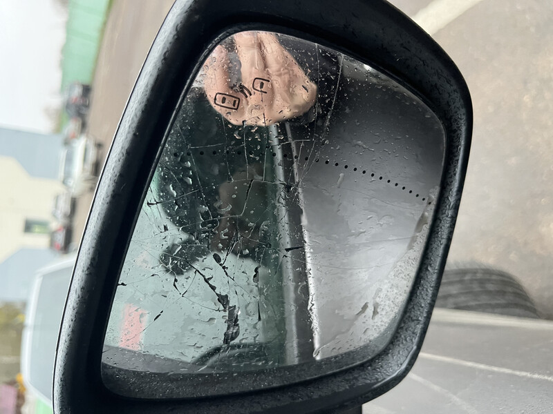 Вкладиш правого дзеркала з мертвими зонами Renault Grand Scenic 4  2019 універсал 1.7 Дизель 