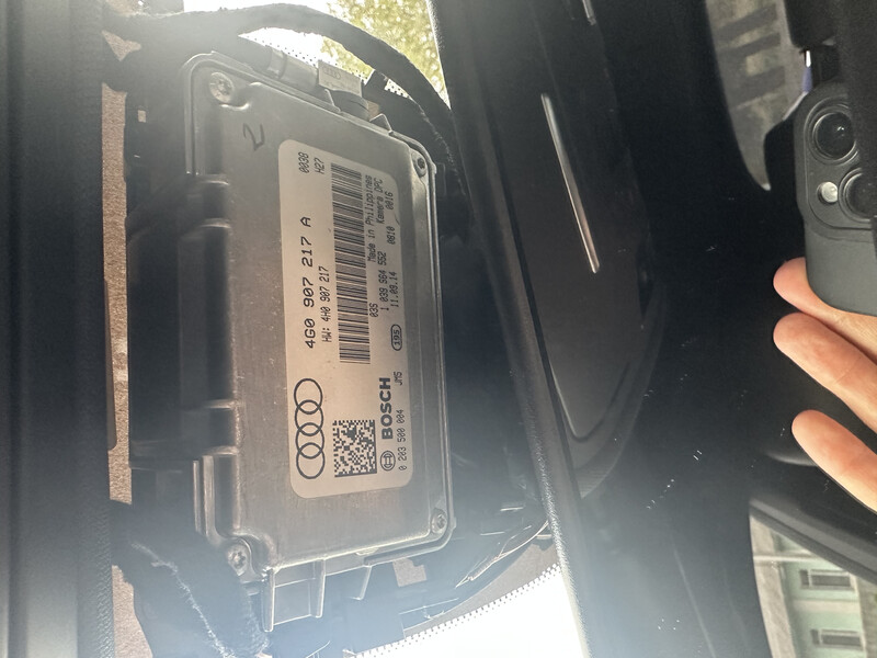 Камера в лобовому Audi A7  2014 3.0 Дизель Умань