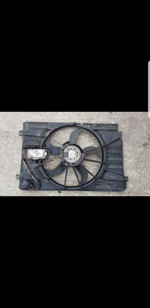 Кожух вентилятора 1K0121205AF   Volkswagen Caddy, Volkswagen Golf, Volkswagen Golf Plus