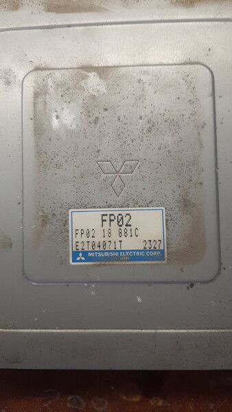 ЭБУ FP0218880E   Mazda 626