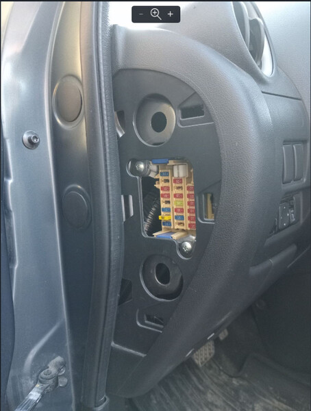 Заглушка накладка торпеди Nissan Micra K13  2012 20.0 Бензин 