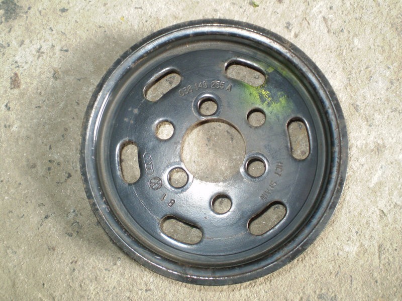 Шкив насоса ГУР Audi A6 C5 2000 г.  1.9 л дизель Львов