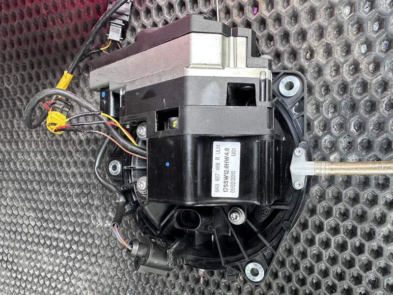 Камера заднього виду Volkswagen Golf 6  2010 хетчбек 1.4 Бензин Монастирище