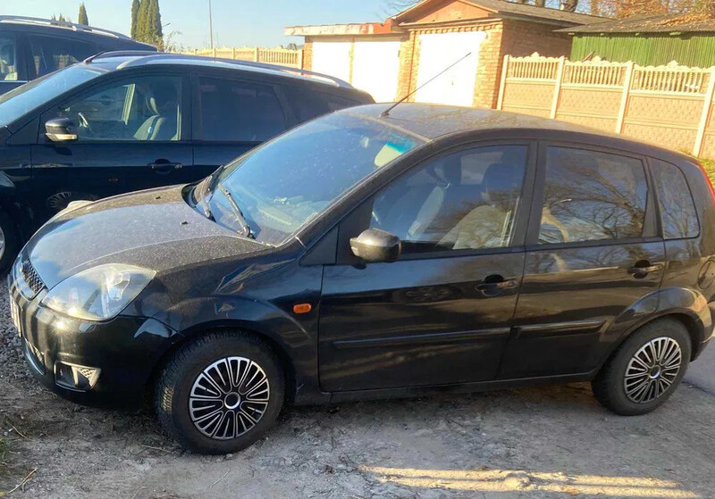 Крыша Ford Fiesta MK6  2007 хэтчбек 1.4 Бензин Хмельницкий