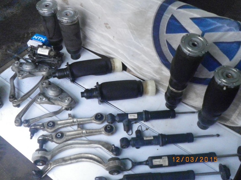 Пневмоподвеска Audi Q7 2007 г.  3.6 л бензин Днепропетровск