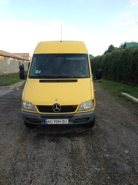 Капот Mercedes-Benz Sprinter  2003 2.2 Дизель Мукачево