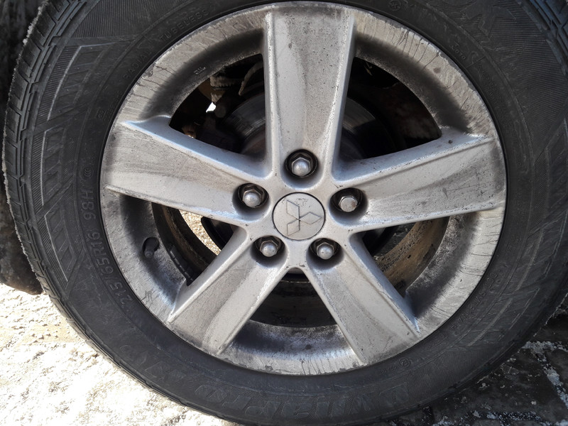 Диск литой Mitsubishi Lancer X 2008 г.  2.0 л бензин Ровно