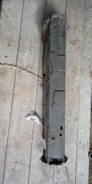 Усилитель пола передний лівий Toyota Camry 30  2002 2.4 Бензин 