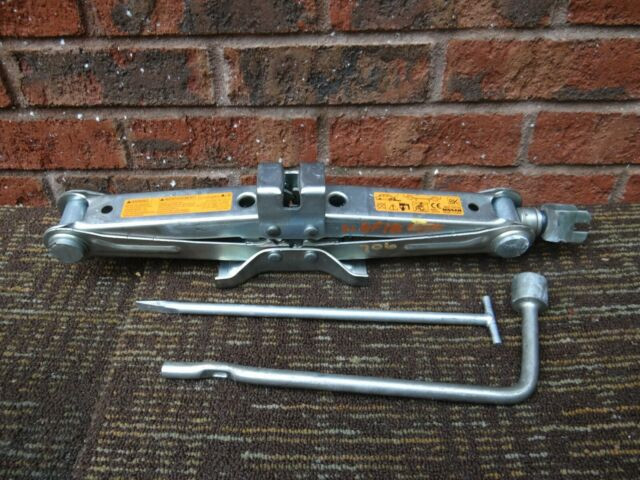 Домкрат Infiniti FX S50 2007 г.  3.5 л бензин Харьков