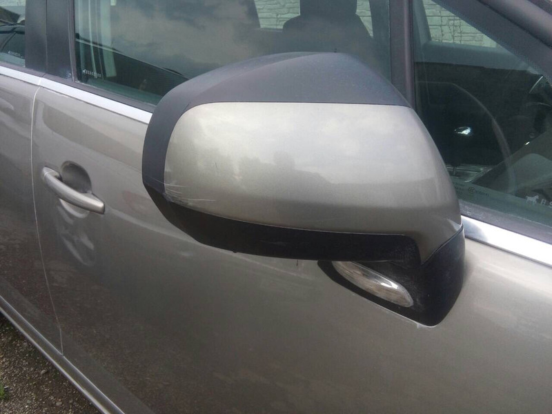 Корпус зеркала левого Peugeot 5008  2012 2.0 Дизель Ивано-Франковск