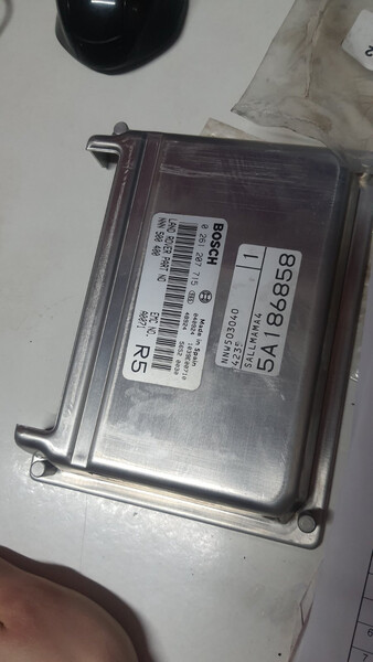 Блок управления Land Rover Range Rover Evoque 2005 р.  4.4 л бензин