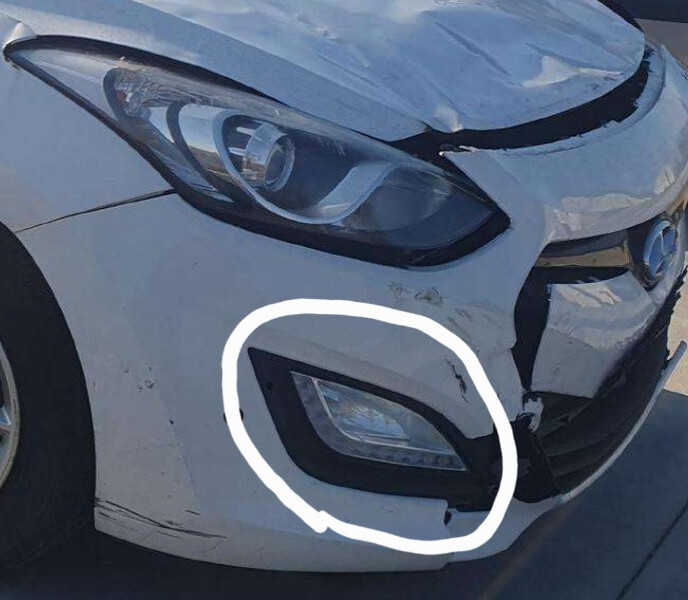 Туманка лед Hyundai i30 2013 г.  Ровно