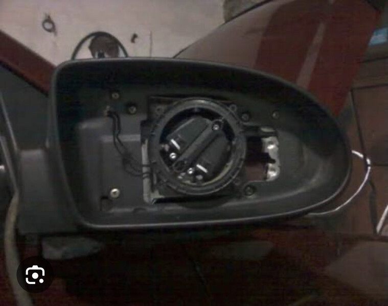 Праве дзеркало під електро привід Hyundai Accent  2008 1.4 Бензин Винница