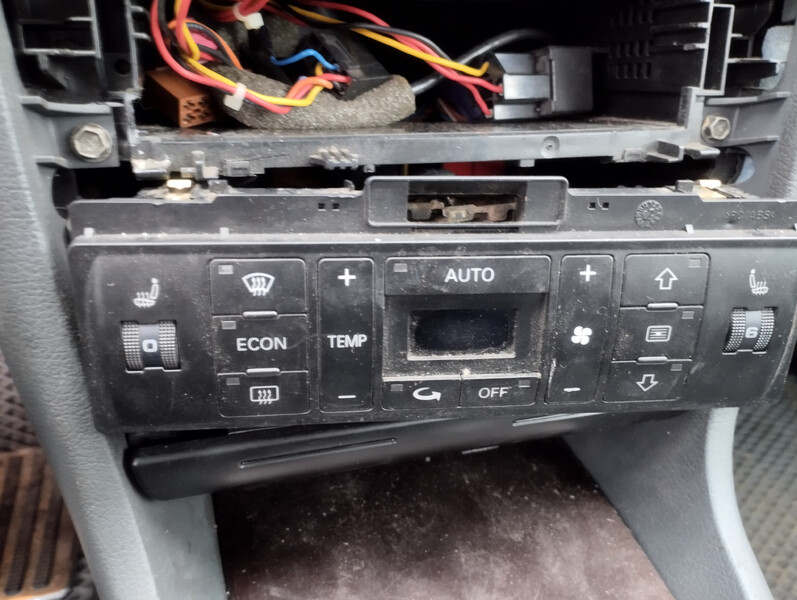 Блок управління печкой Audi A4 B5  2000 1.8 Бензин 