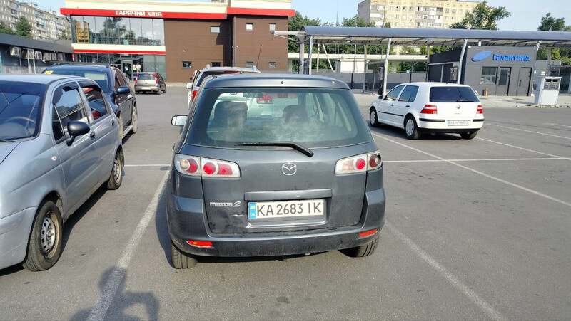 Стекло фары правой задней Mazda 2  2006 хэтчбек 1.4 Дизель Днепр