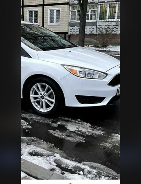 Права заглушка туманки Ford Focus 4 хэтчбек 2019 г.  2.0 л бензин Киев