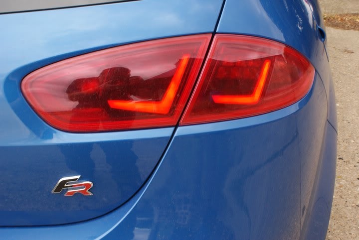 1p0945111g, 1p0945107m, 1p0945112g, 1p0945108m Seat Leon 2  2010 1.6 Бензин Киев