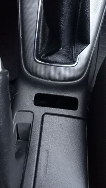 Заглушка блока подогрева сидений Toyota Avensis  2005 1.8 Бензин Ровно