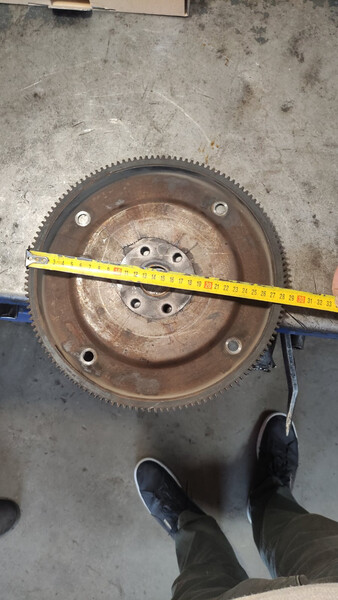 Маховик акпп Ford Focus  2001 хетчбек 2.0 Бензин 