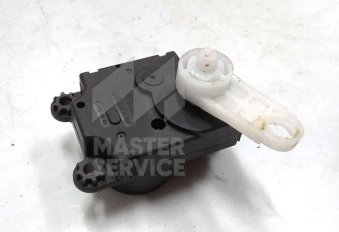 Моторчик заслонки пічки з тягою Nissan Rogue  2017 2.5 Бензин Львов