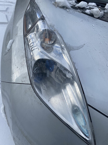 Фара передняя правая 260103NF0A   Nissan Leaf