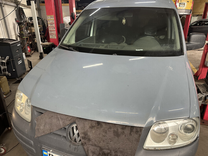 Капот 1T0823031D   Volkswagen Caddy, Volkswagen Touran