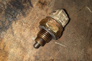 Датчик задньої Peugeot 605  1990 2.0 Бензин 