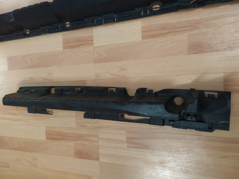 Усилитель подножки порога BMW X6  2015 3.0 Бензин 